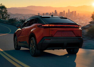 Галерея Toyota C-HR (NA-Market) - Фото 3