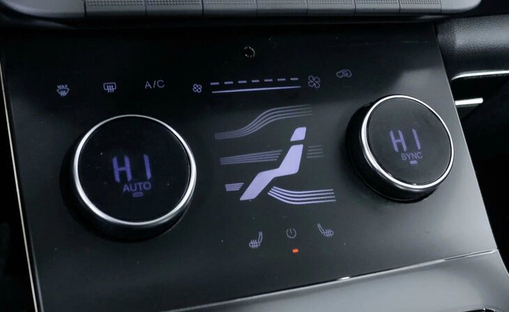 Exeed LX - Фото 8