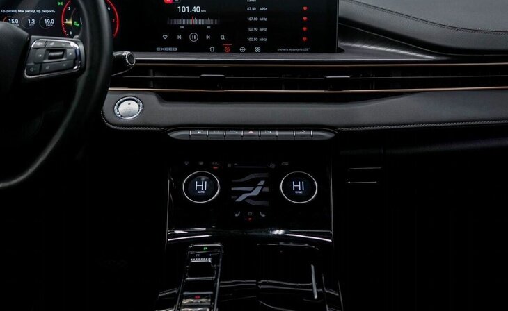 Exeed LX - Фото 9