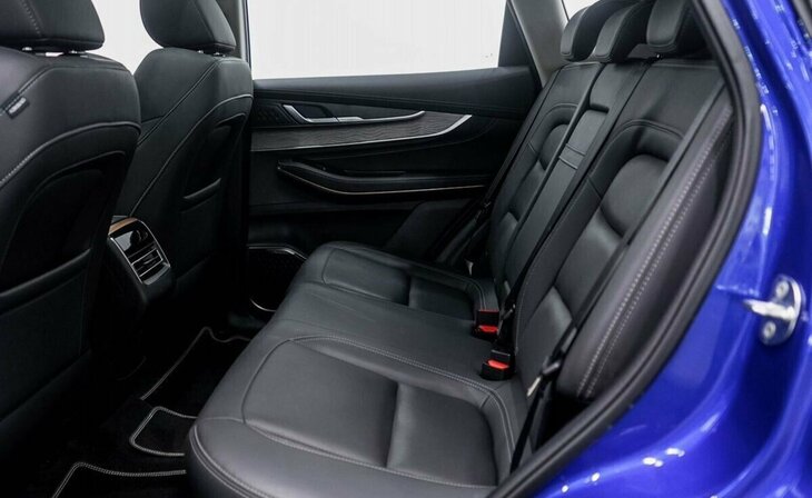 Exeed LX - Фото 12