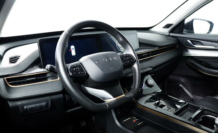 Exeed LX - Фото 8