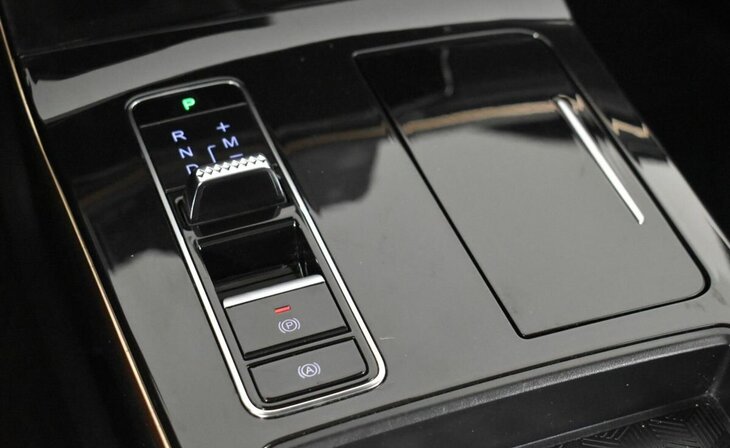 Exeed LX - Фото 15