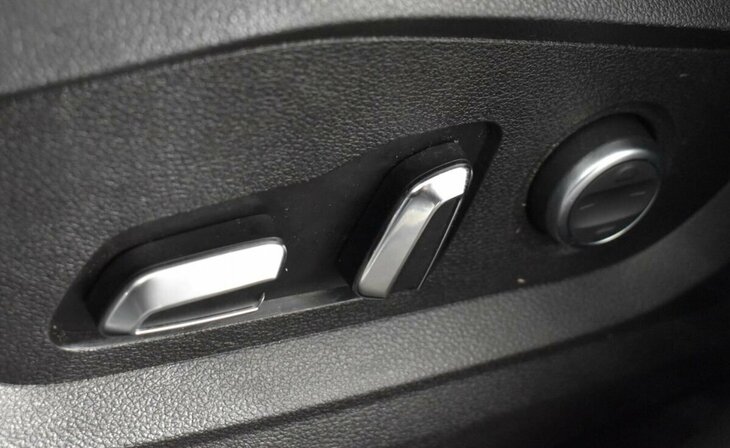 Exeed LX - Фото 17