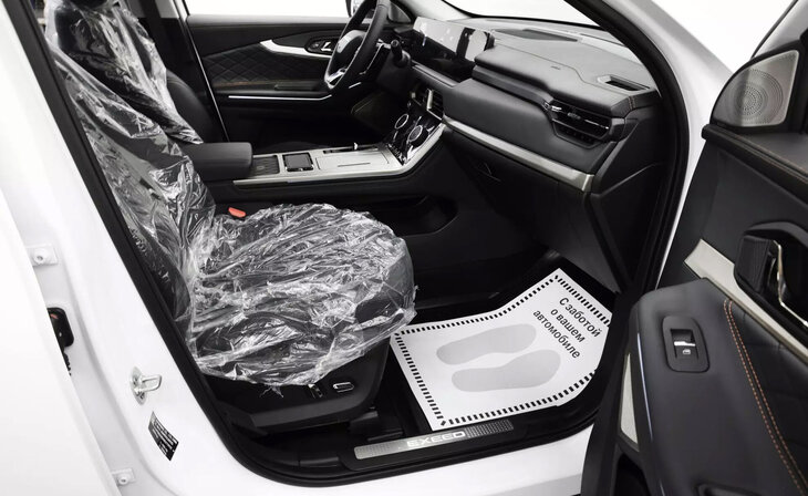 Exeed TXL - Фото 6