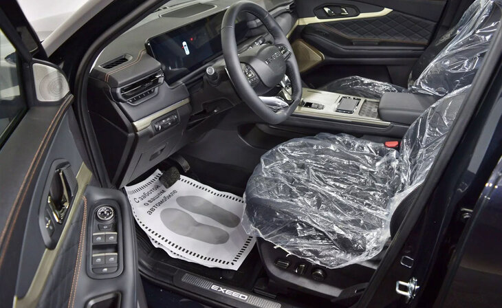 Exeed TXL - Фото 6