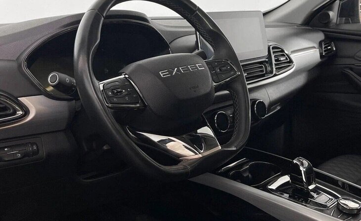 Exeed TXL - Фото 5