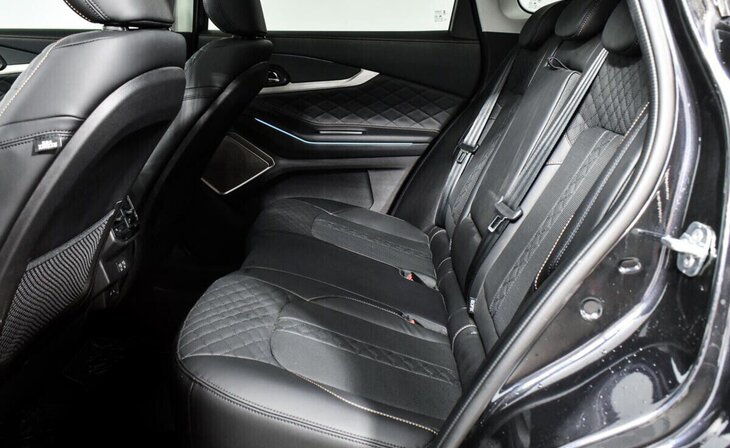 Exeed TXL - Фото 10