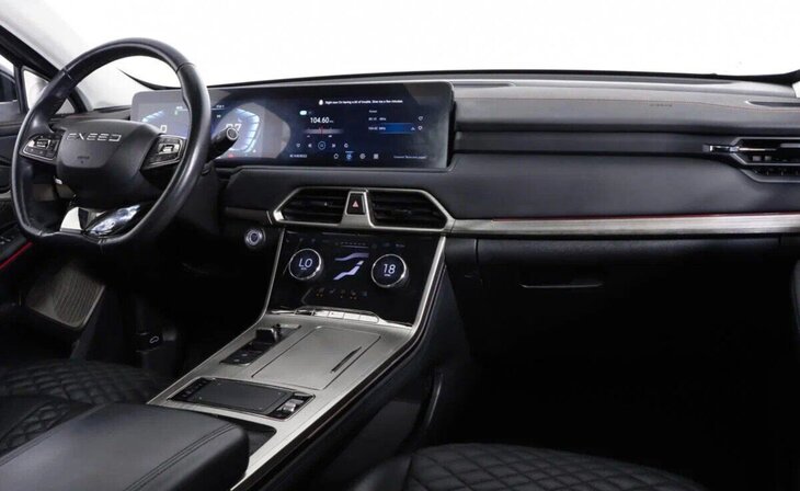 Exeed TXL - Фото 4