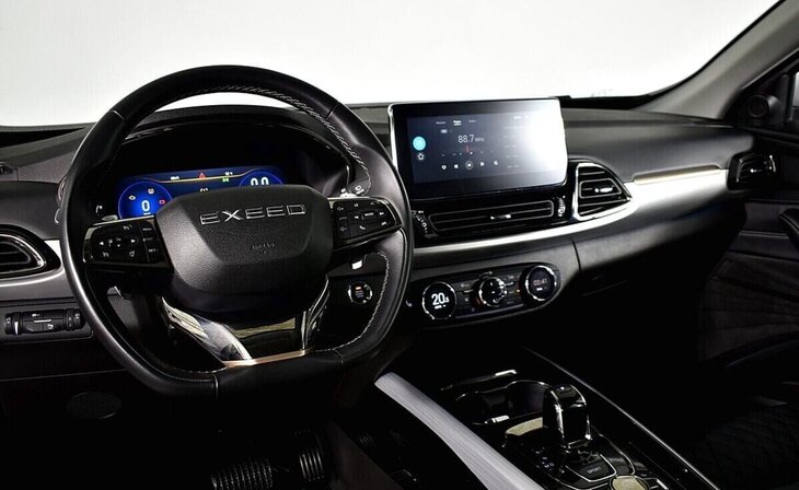 Exeed TXL - Фото 6