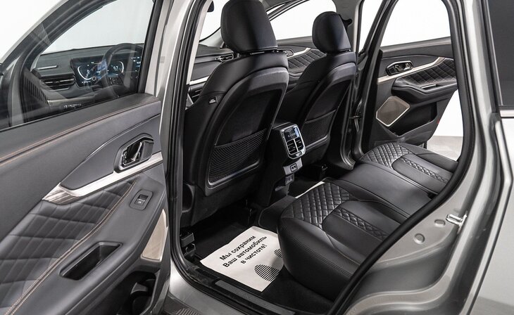 Exeed TXL - Фото 12