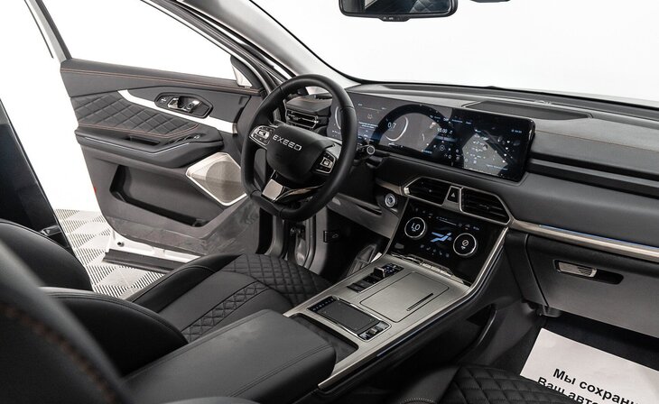 Exeed TXL - Фото 5