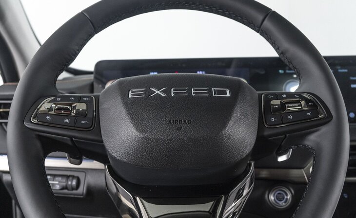 Exeed TXL - Фото 9