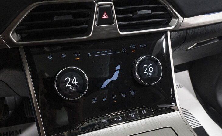 Exeed TXL - Фото 14