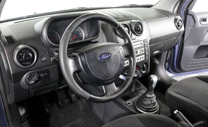 Ford Fusion - Фото 8