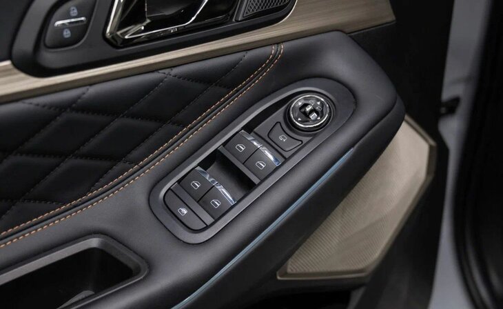 Exeed TXL - Фото 14