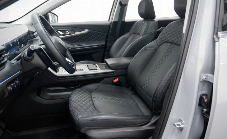 Exeed TXL - Фото 4