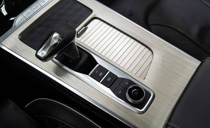 Exeed VX - Фото 11