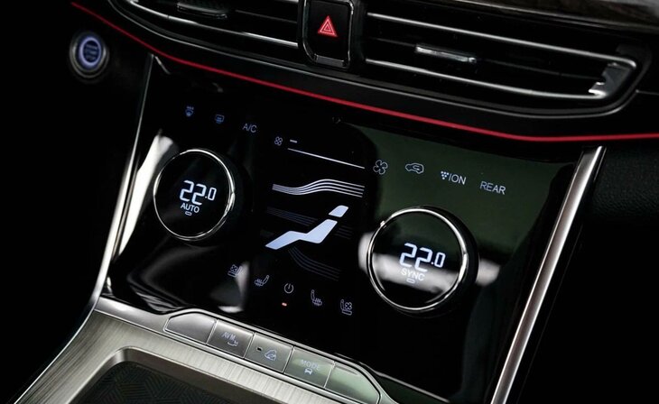 Exeed VX - Фото 13