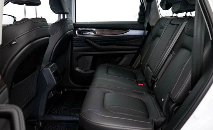 Exeed VX - Фото 17