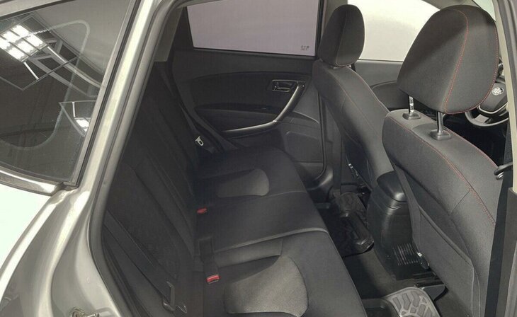 Faw Besturn X80 - Фото 9