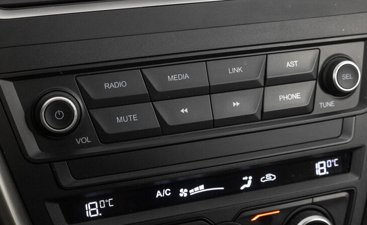 Faw Besturn X80 - Фото 13