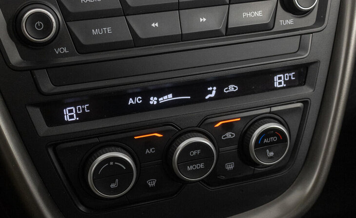 Faw Besturn X80 - Фото 14