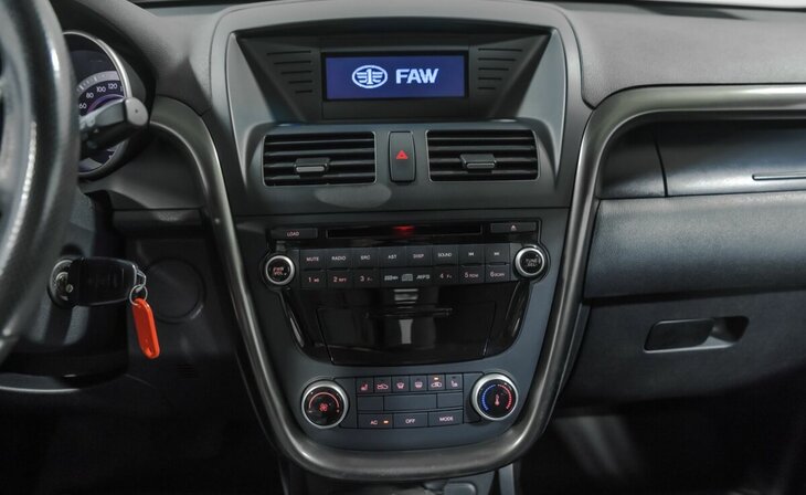 Faw Besturn X80 - Фото 6