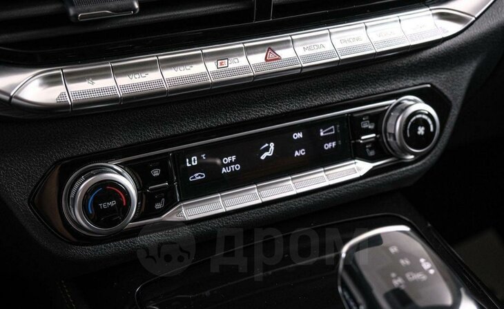 Faw Bestune T77 - Фото 13