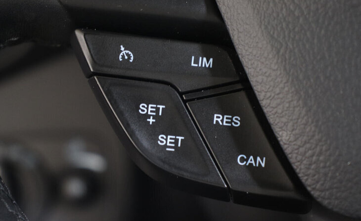 Ford C-MAX - Фото 7