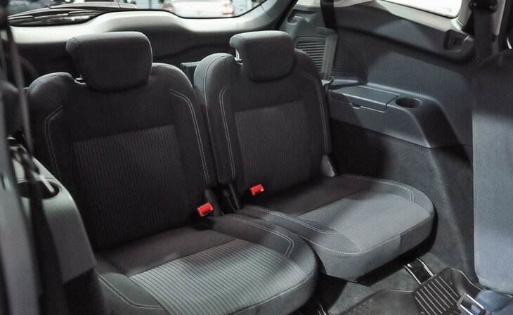 Ford C-MAX - Фото 11