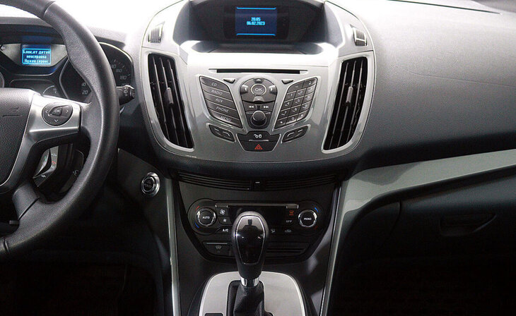 Ford C-MAX - Фото 9