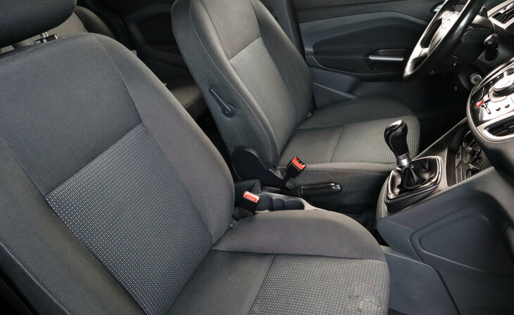 Ford C-MAX - Фото 10