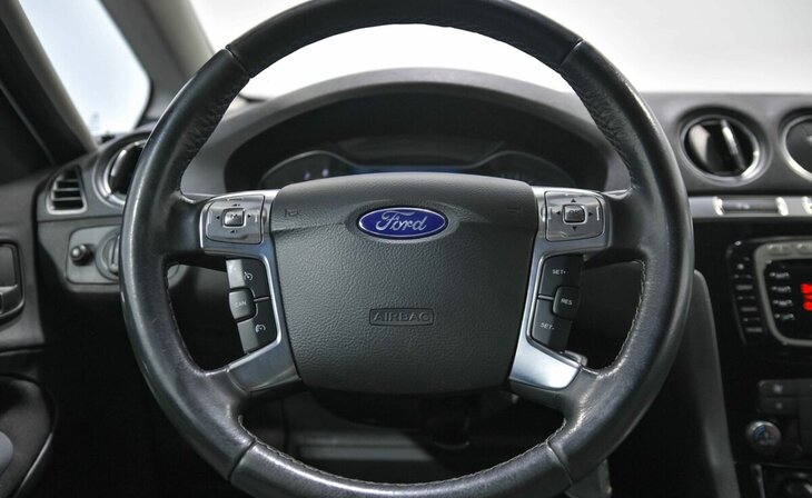 Ford S-MAX - Фото 5