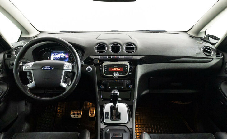 Ford S-MAX - Фото 5