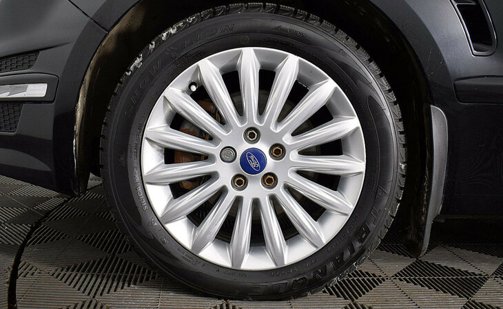 Ford S-MAX - Фото 5