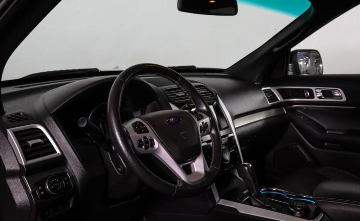 Ford Explorer - Фото 11