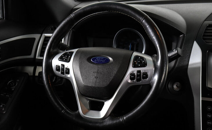 Ford Explorer - Фото 13
