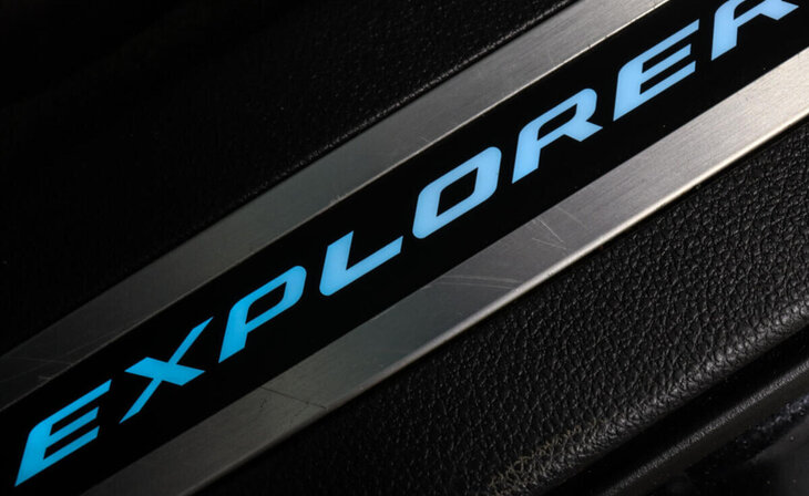 Ford Explorer - Фото 22