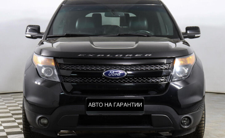 Ford Explorer - Фото 1