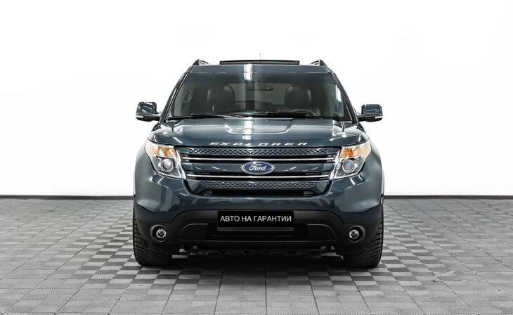 Ford Explorer - Фото 1
