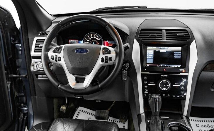 Ford Explorer - Фото 8