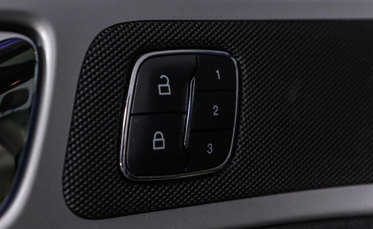 Ford Explorer - Фото 13