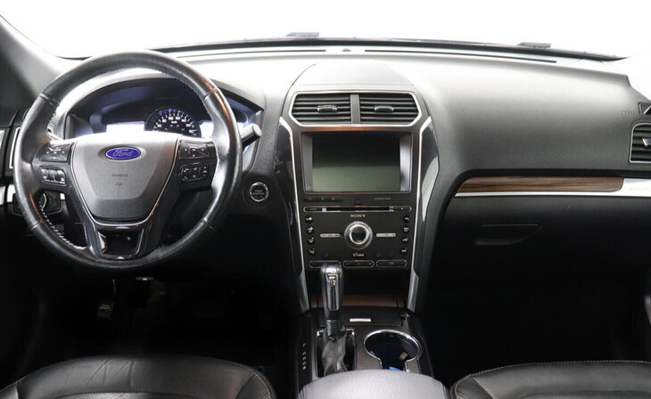 Ford Explorer - Фото 6