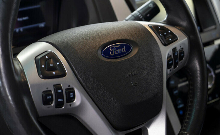 Ford Explorer - Фото 7