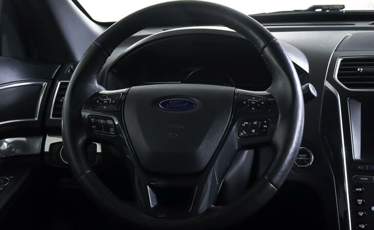 Ford Explorer - Фото 9