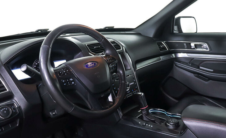 Ford Explorer - Фото 8