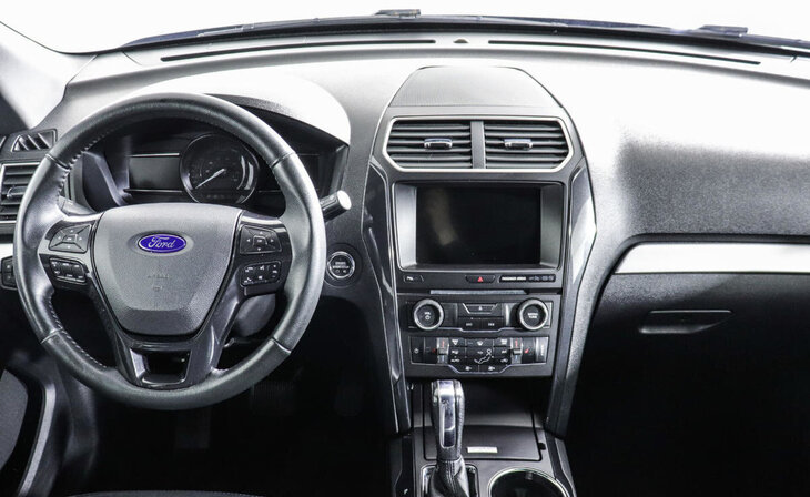 Ford Explorer - Фото 6