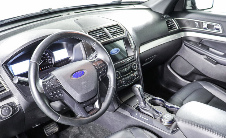 Ford Explorer - Фото 7