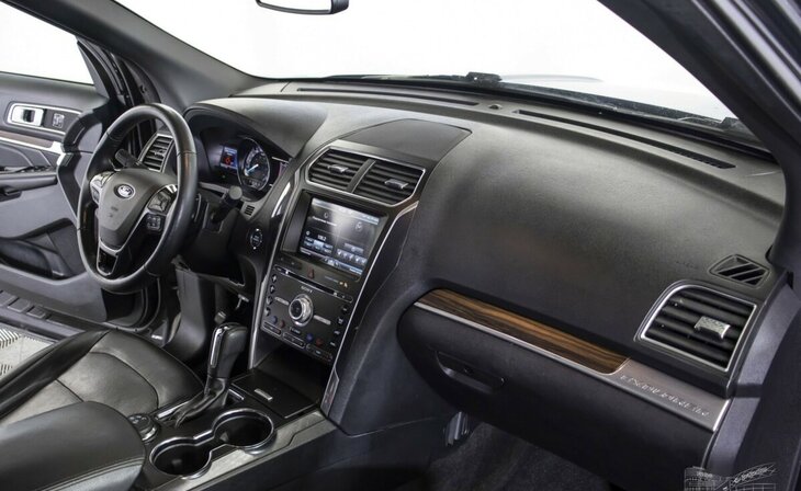 Ford Explorer - Фото 7