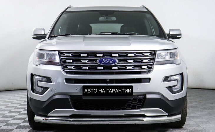 Ford Explorer - Фото 1